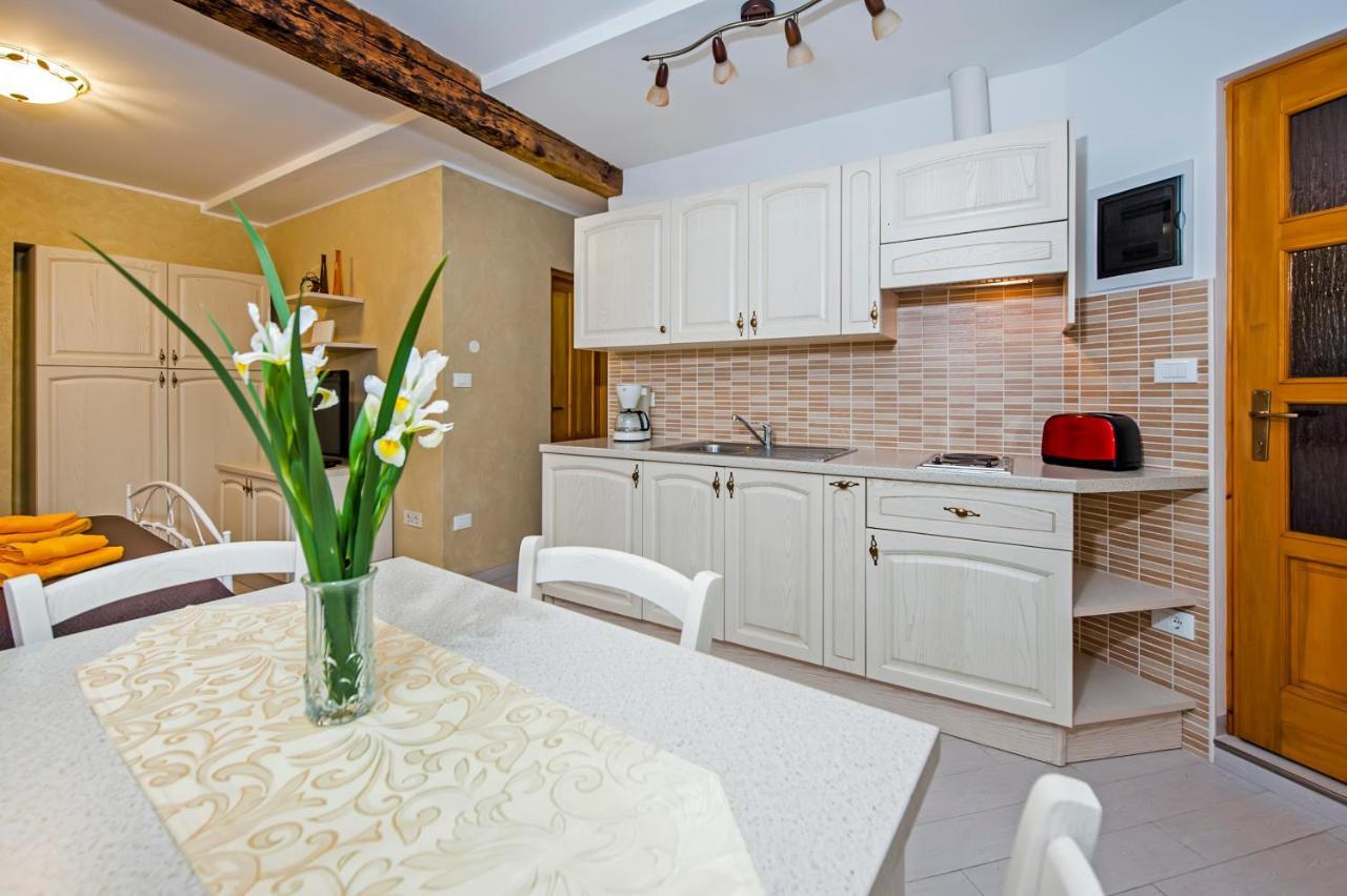 Studio Deamicis Of Downtown Rovinj Apartment Luaran gambar